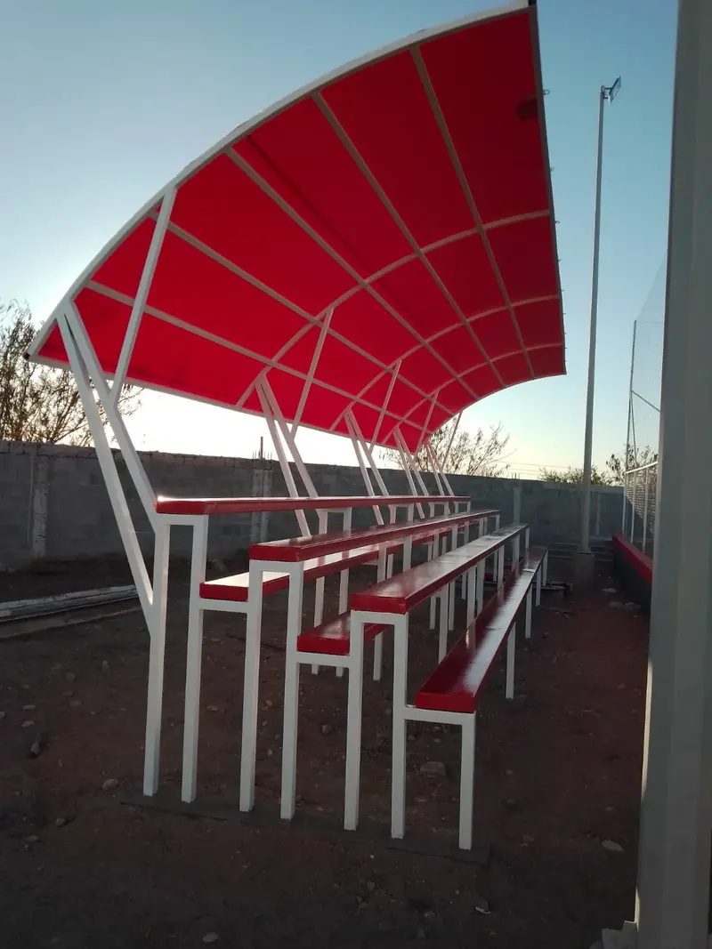 Grada 50 personas INIFED policarbonato